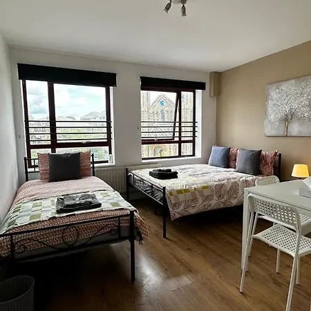 Portobello Guest Rooms